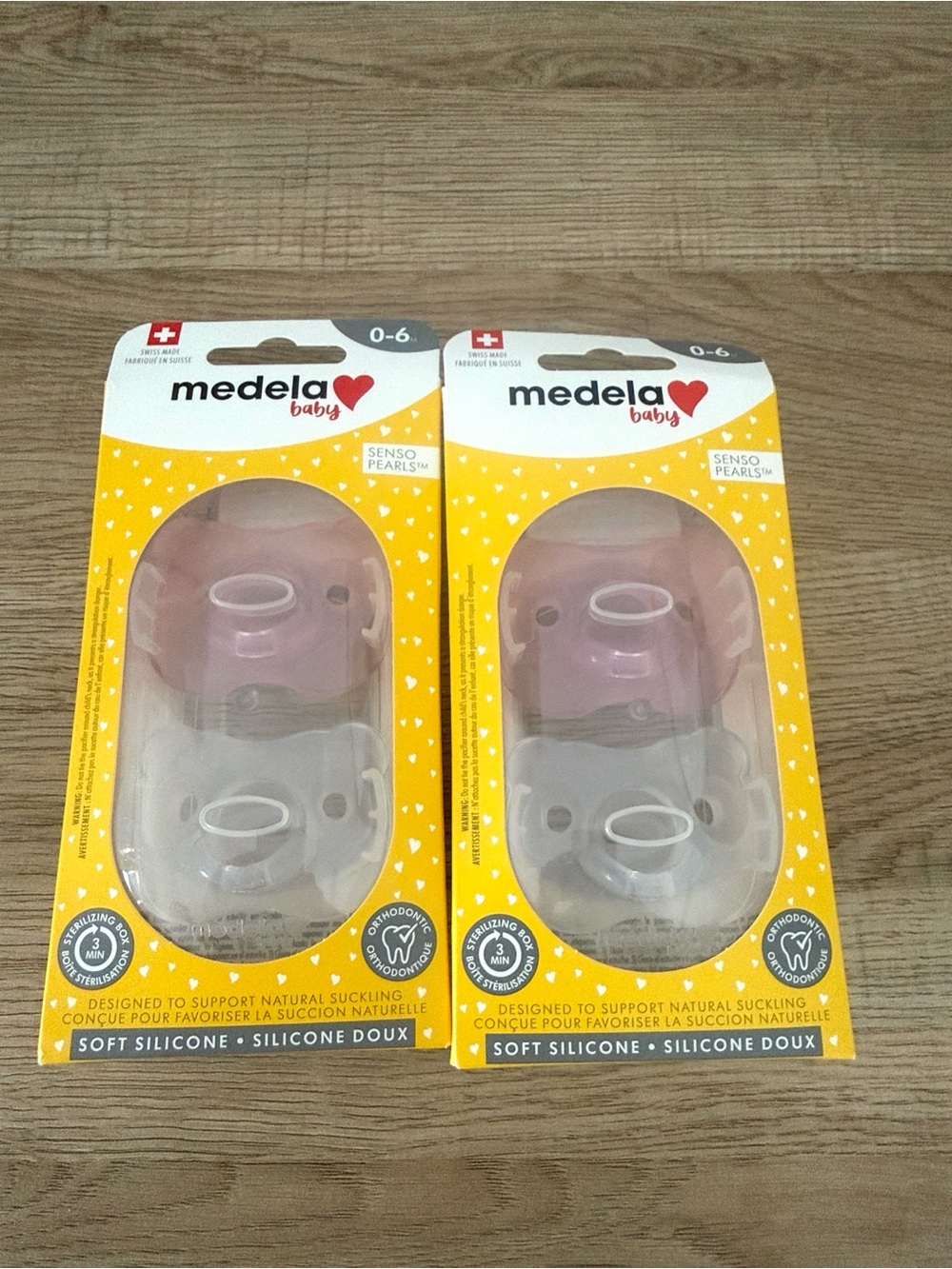 Bundle Set of 2 Pack Medela Soft Silicone Pacifiers (0-6 Months)